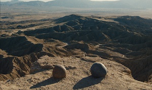 Rocks looking over a edge